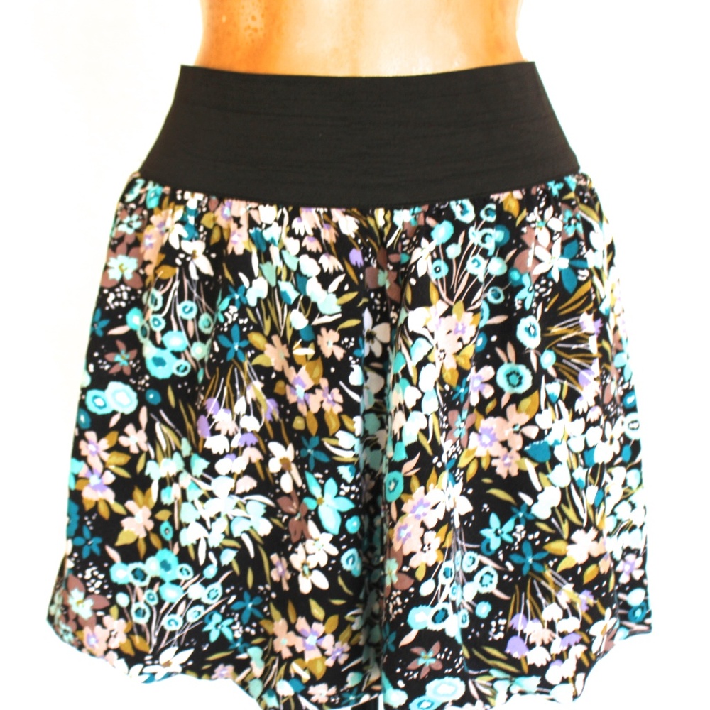 Cute Floral Bubbly Skirt by Sensation